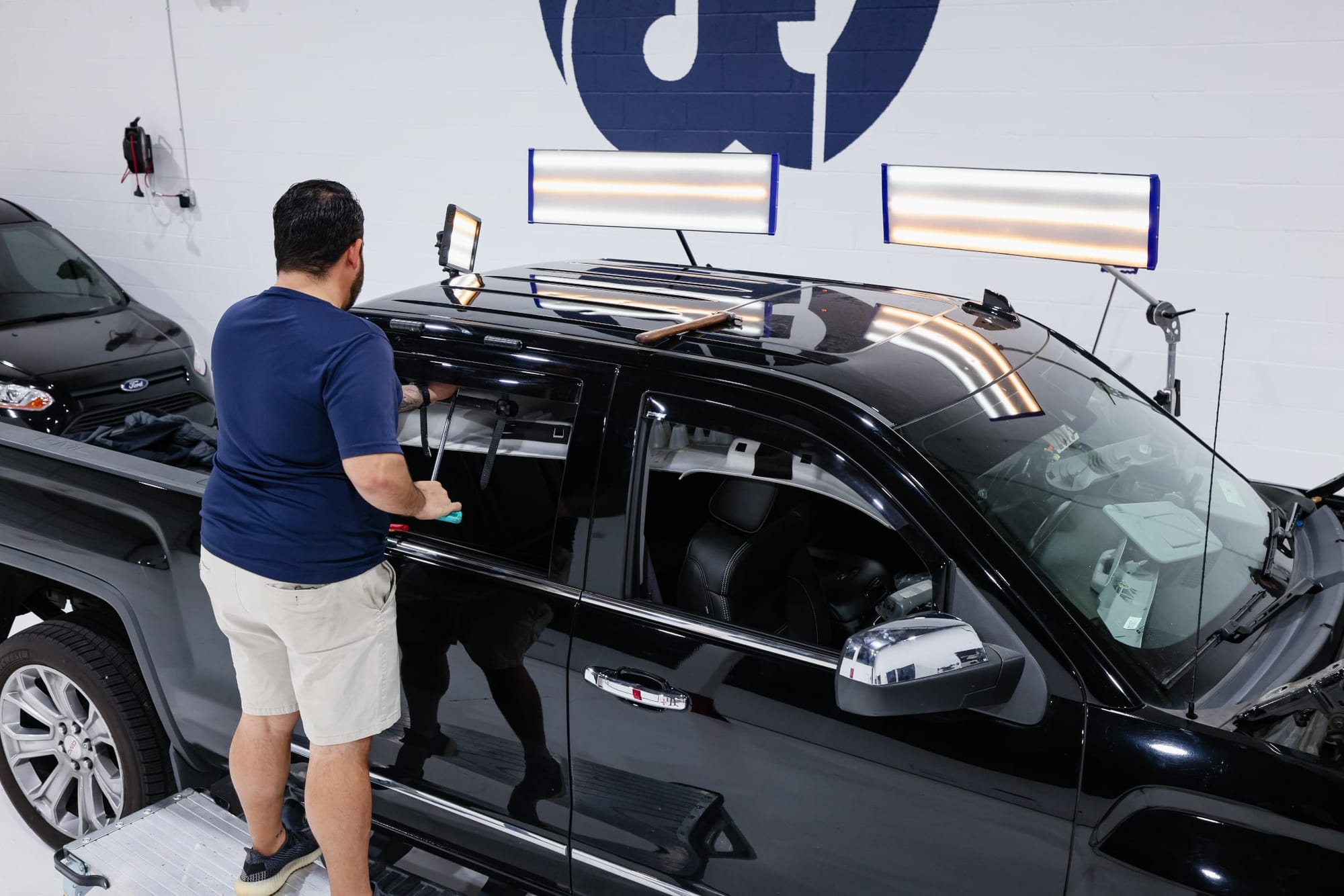 Your Car Deserves Better: Why Chicagoans Are Choosing Paintless Dent Repair Over the Body Shop