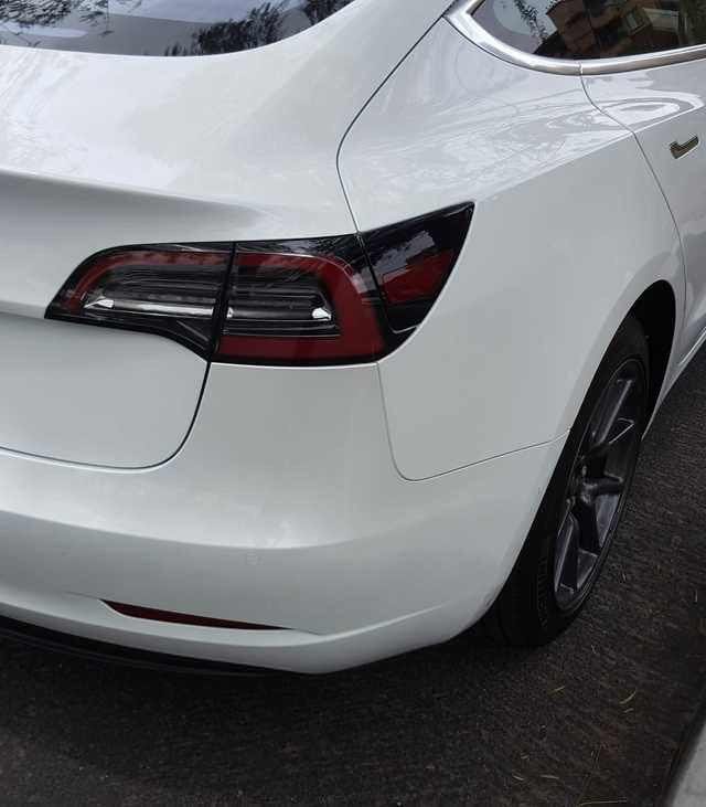 Your Car Deserves Better: Why Chicagoans Are Choosing Paintless Dent Repair Over the Body Shop